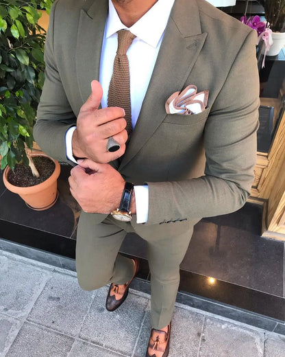Austin Khaki Slim-Fit Suit - Elegant Three-Piece for Every Occasion brabion