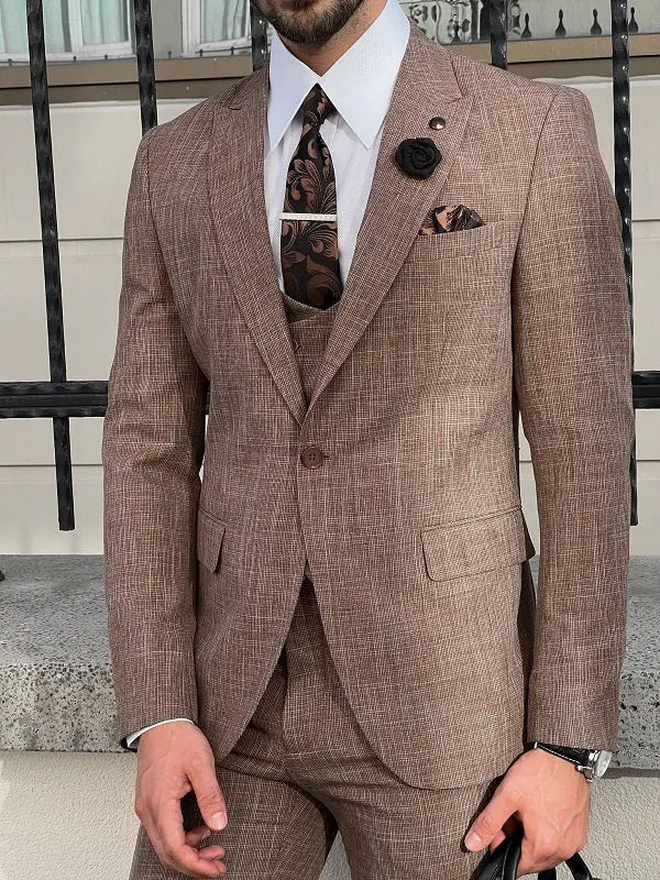 Napoli Camel Slim Fit Peak Lapel Suit – Sophistication Meets Comfort brabion