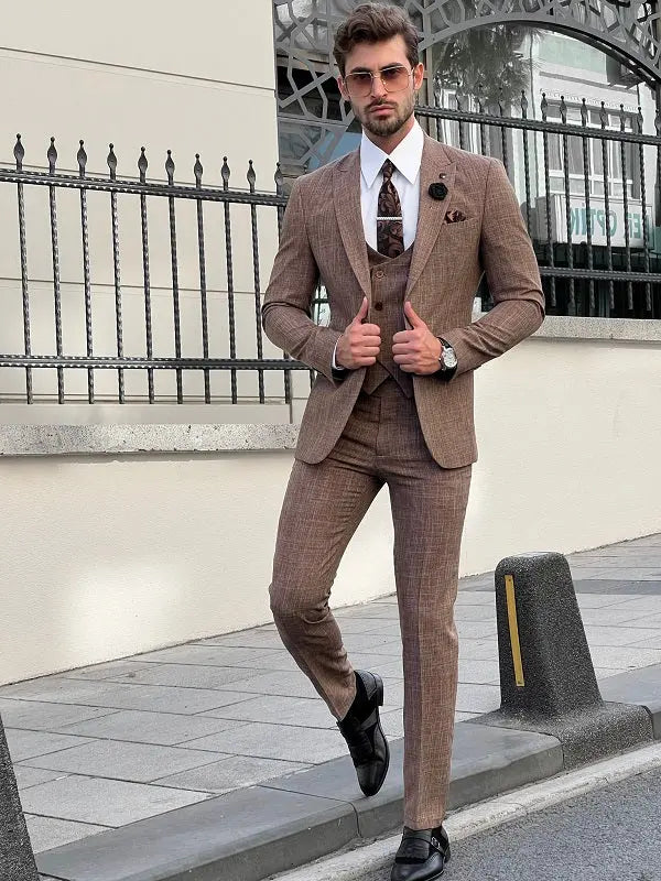 Napoli Camel Slim Fit Peak Lapel Suit – Sophistication Meets Comfort brabion