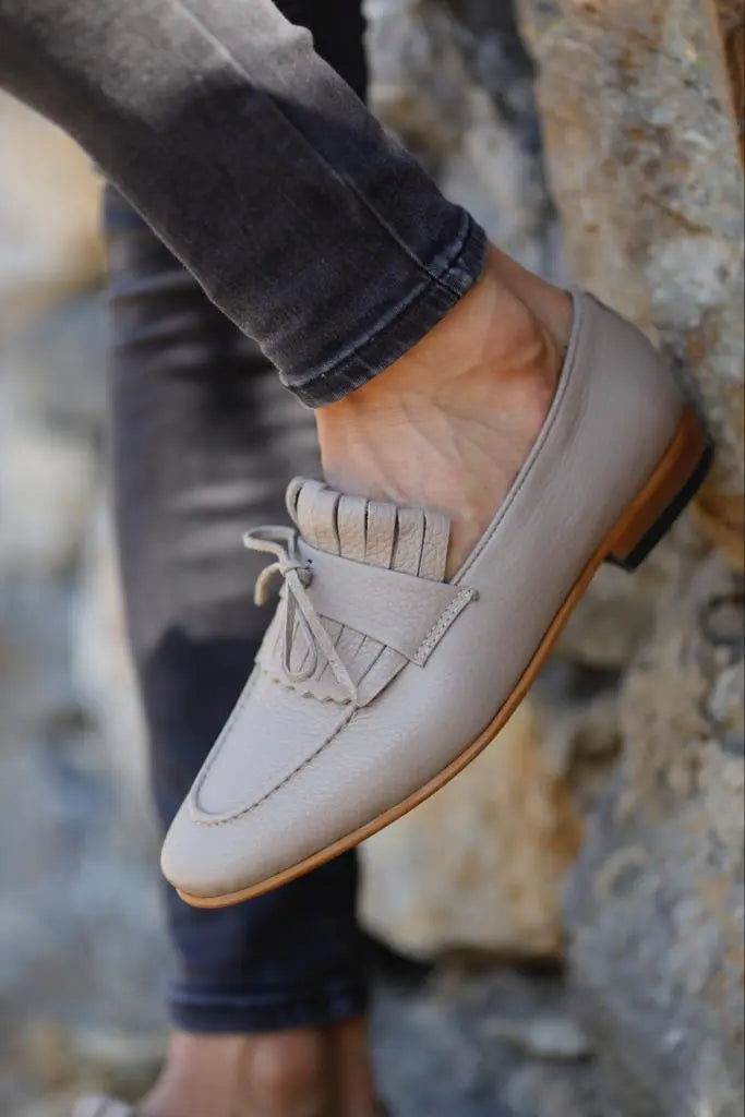 Lawson Beige Kilt Loafers - Elegant Leather Footwear - BRABION