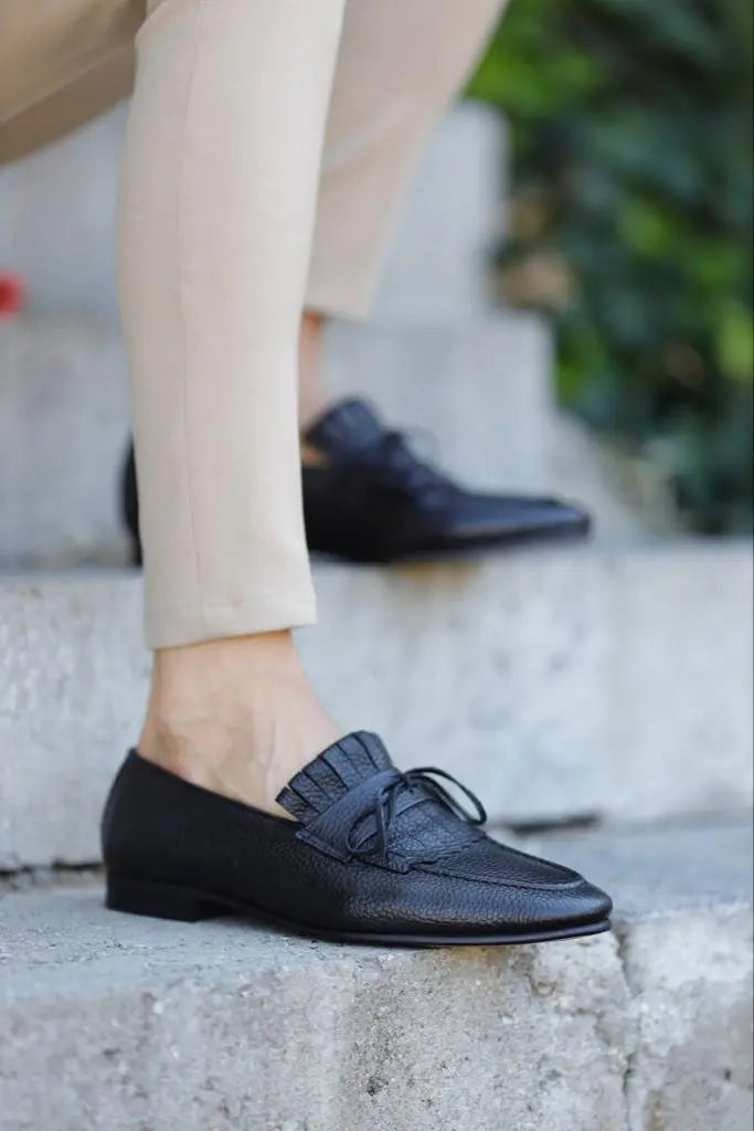 Lawson Black Kilt Loafers for Stylish Sophistication - BRABION