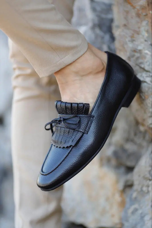 Lawson Black Kilt Loafers for Stylish Sophistication - BRABION