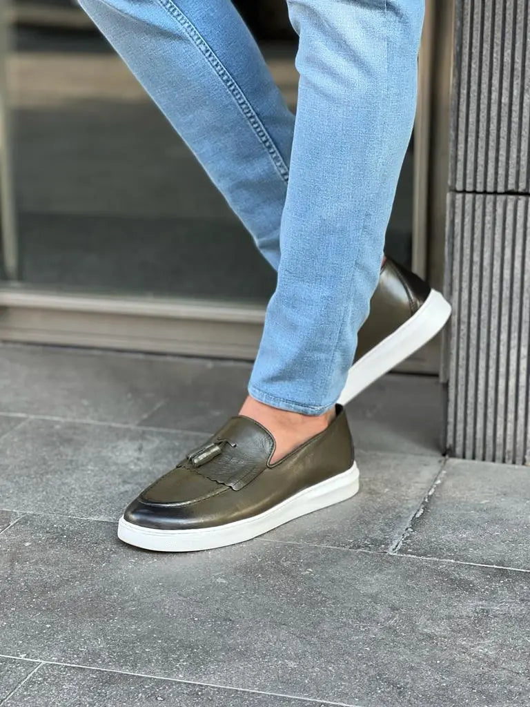 Lawson Khaki Kilt Tassel Loafers - Style Meets Comfort - BRABION