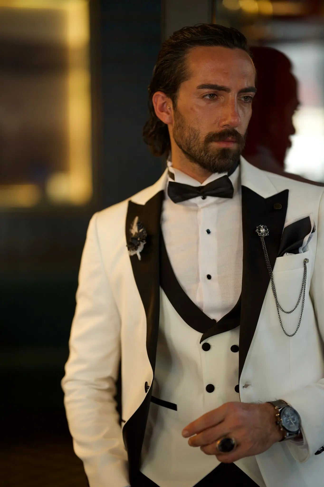 Lawson White Slim Fit Peak Lapel Tuxedo: The Epitome of Elegance - BRABION