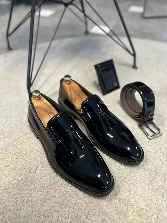 Owensboro Black Patent Leather Tassel Shoes for Men - BRABION