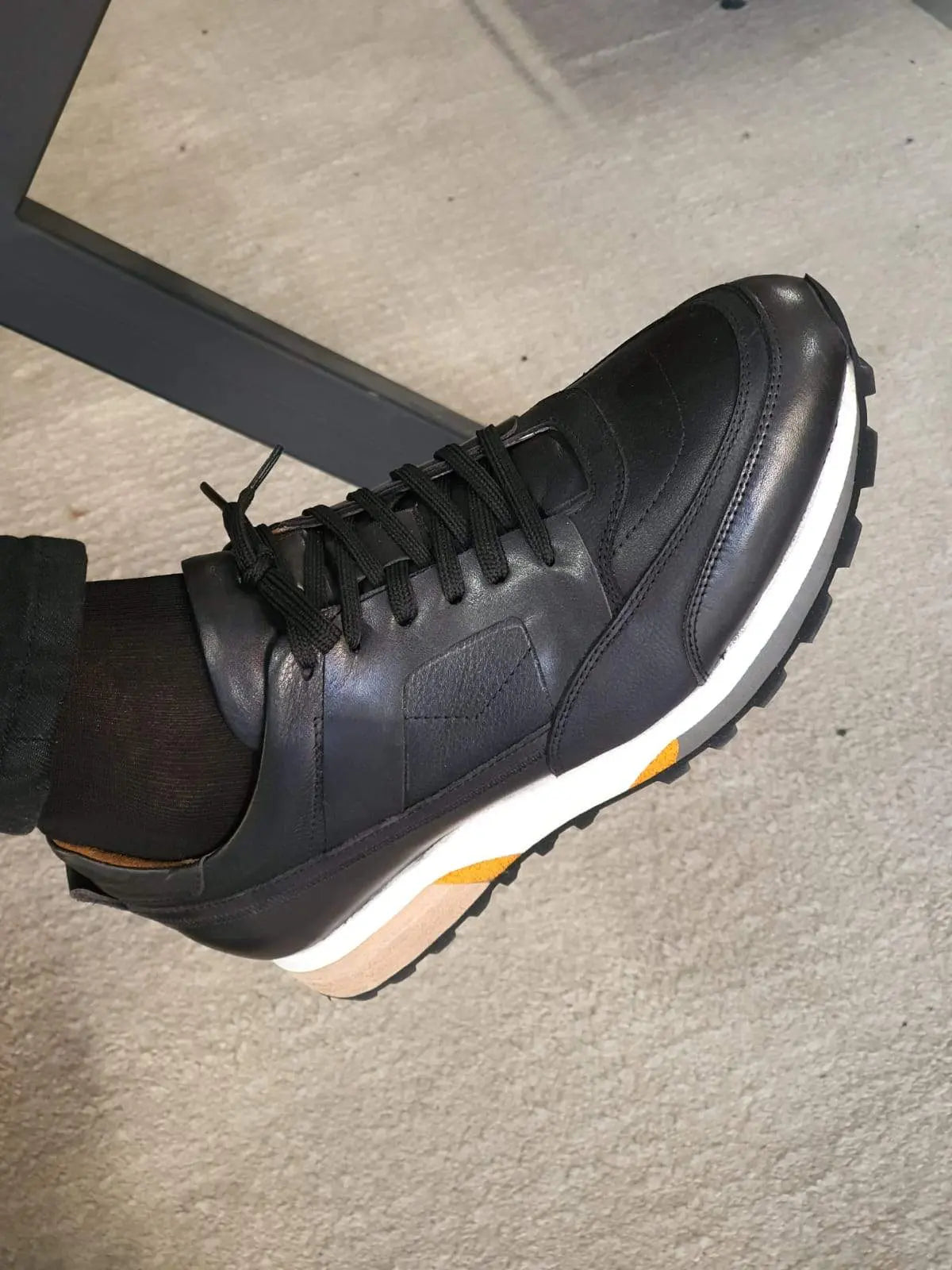 Vicenza Laced Leather Shoes - Timeless Elegance in Black - BRABION