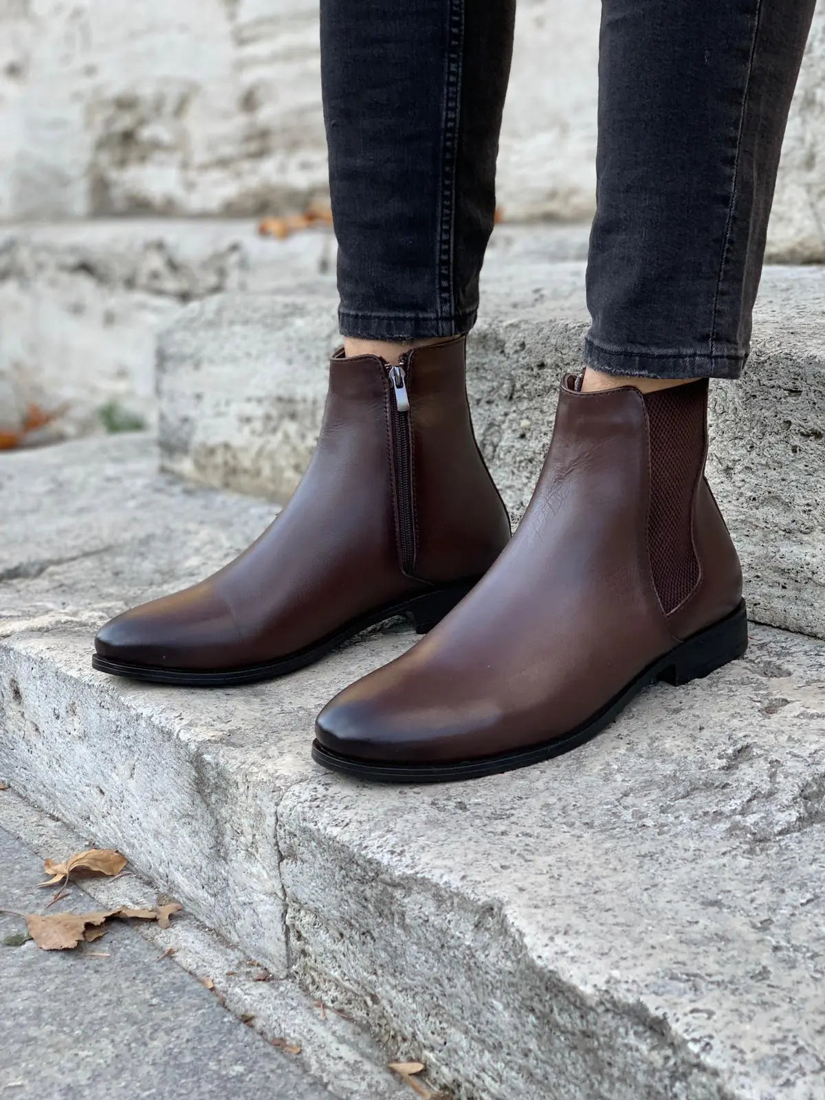 Mantoni Brown Leather Chelsea Boots - Sophisticated Comfort for Every Occasion - BRABION