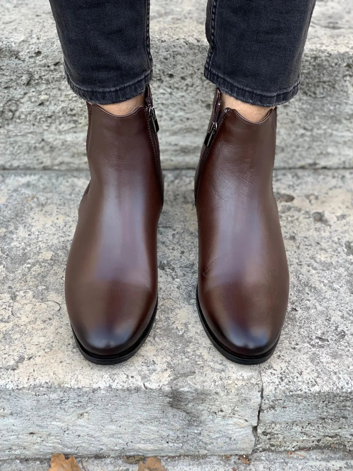 Mantoni Brown Leather Chelsea Boots - Sophisticated Comfort for Every Occasion - BRABION