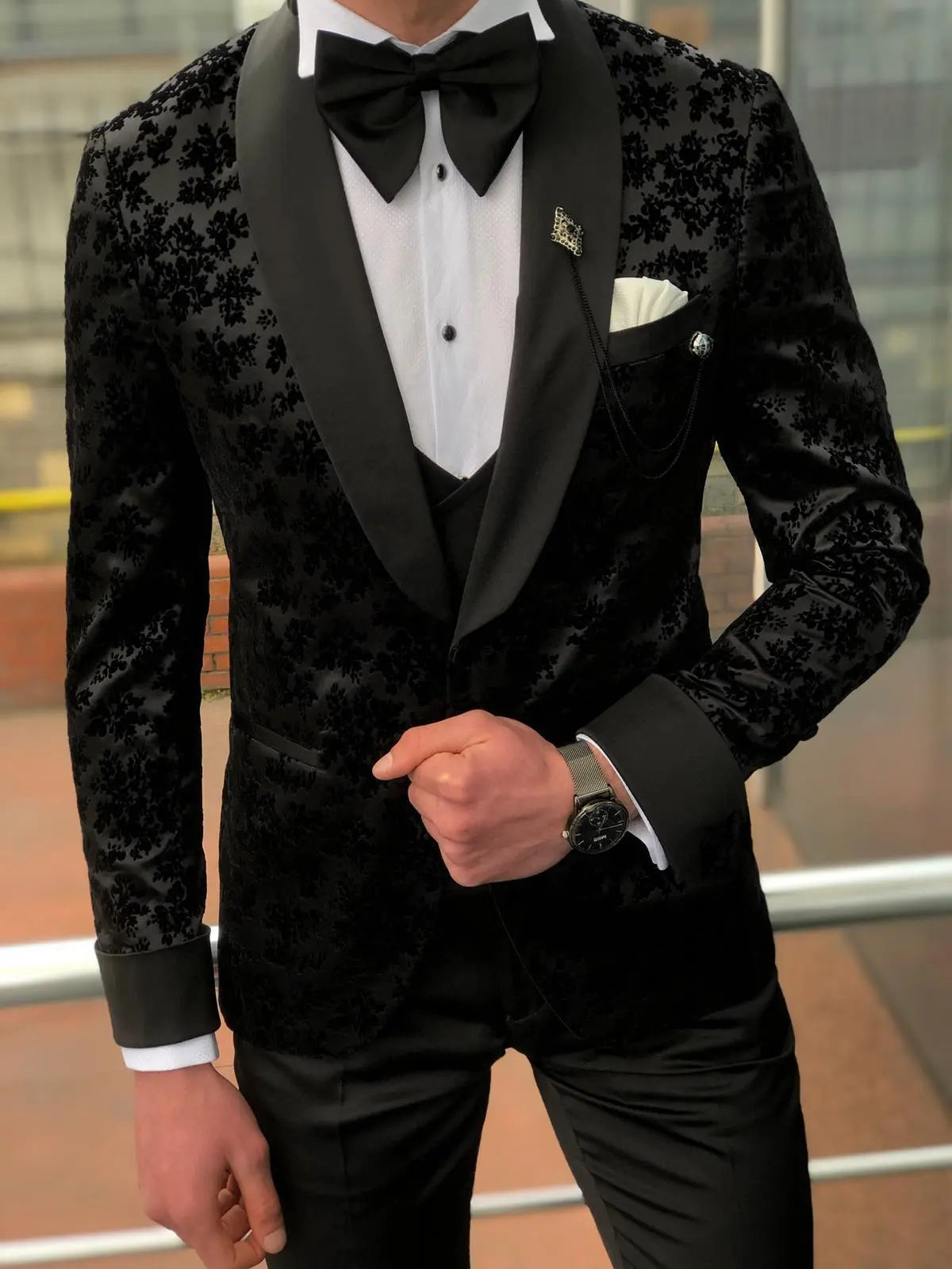 Abboud Black Embroidery Tuxedo - Timeless Elegance for Formal Occasions - BRABION