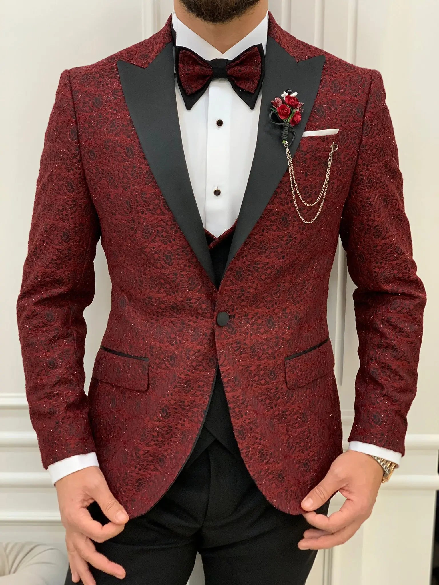 Caesar Red Slim Fit Peak Lapel Floral Patterned Tuxedo - BRABION