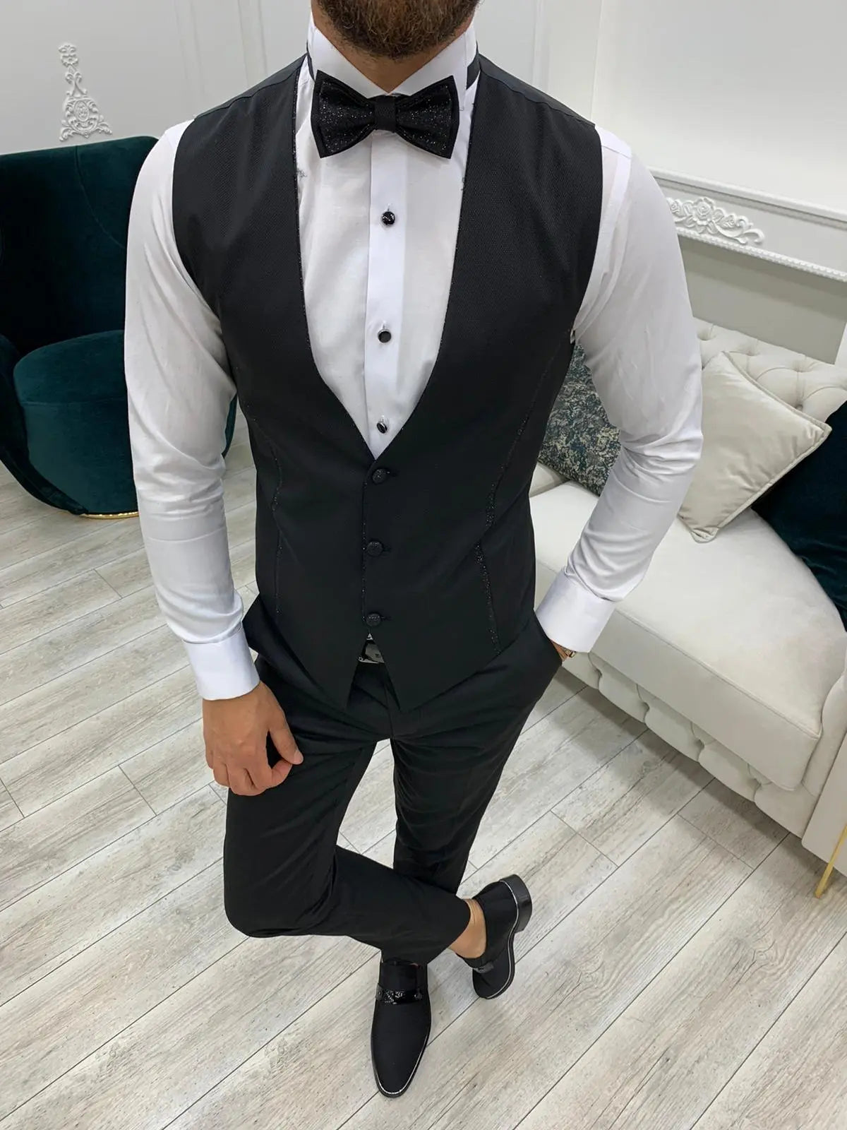 Wilson Black Peak Lapel Tuxedo: Elegance Redefined - BRABION