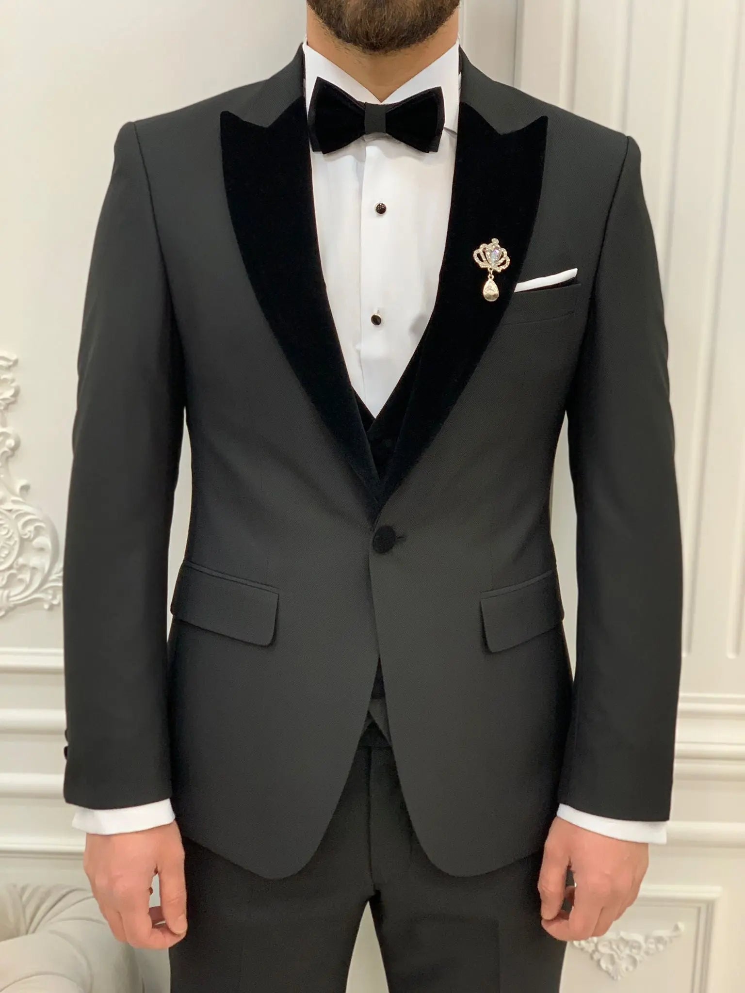 Eden Black Slim Fit Velvet Peak Lapel Tuxedo - BRABION