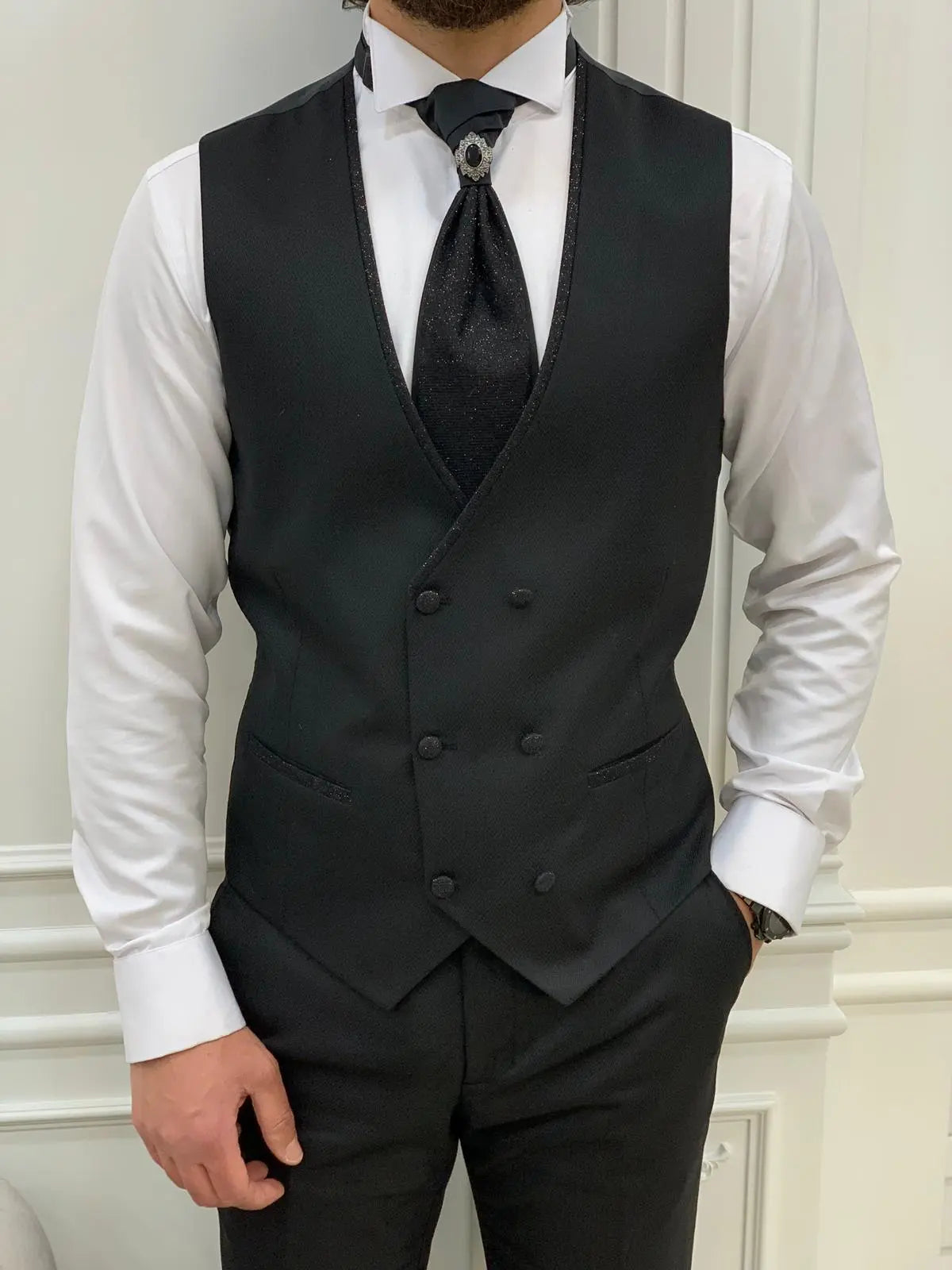 Forte Black Slim Fit Glitter Peak Lapel Wedding Suit - BRABION