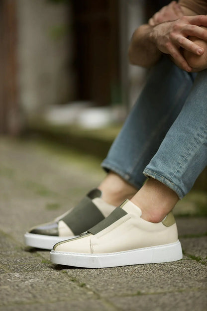 Vince Eva Sole Beige Sneakers: Sophisticated Comfort for Every Occasion - BRABION