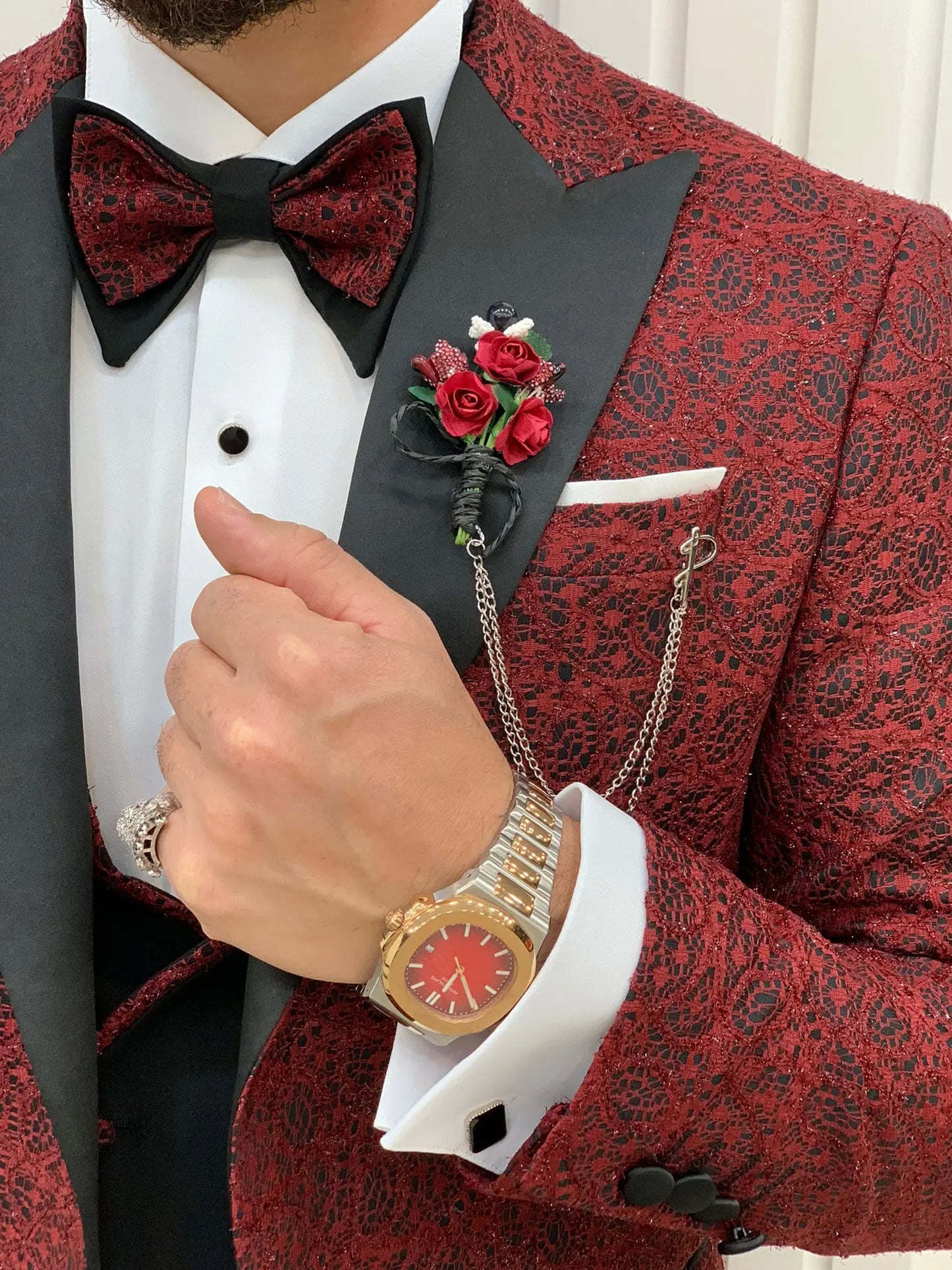 Caesar Red Slim Fit Peak Lapel Floral Patterned Tuxedo - BRABION