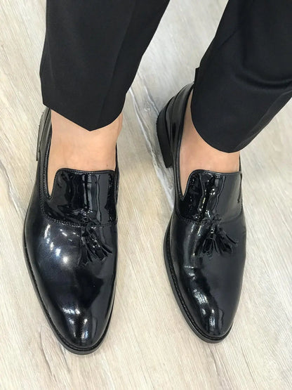Ferrar Shine Black Loafer - Elegant Leather Footwear for Every Occasion - BRABION