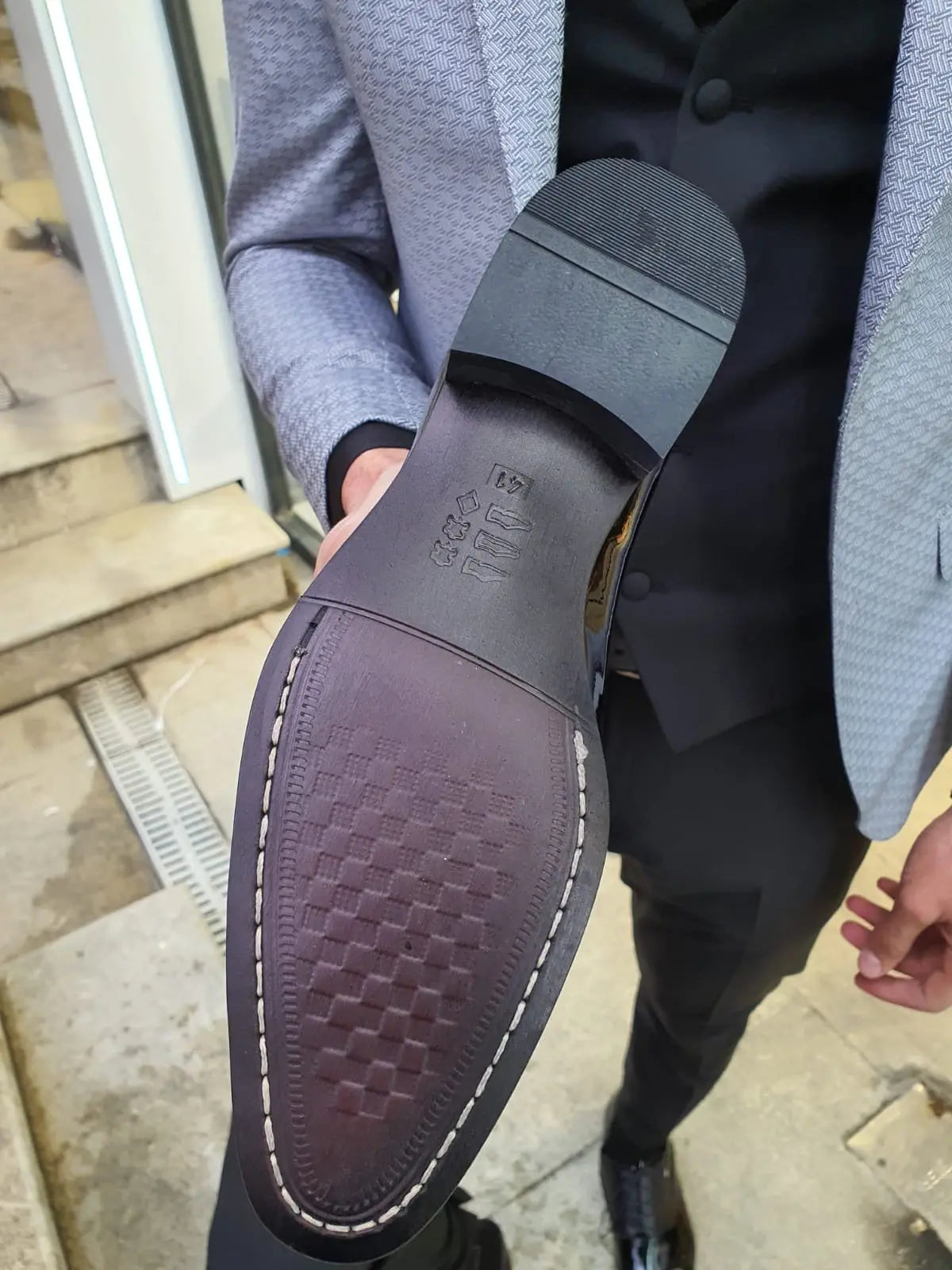 VillaNova Black Laced Oxford - Elegant Patent Leather Shoes - BRABION