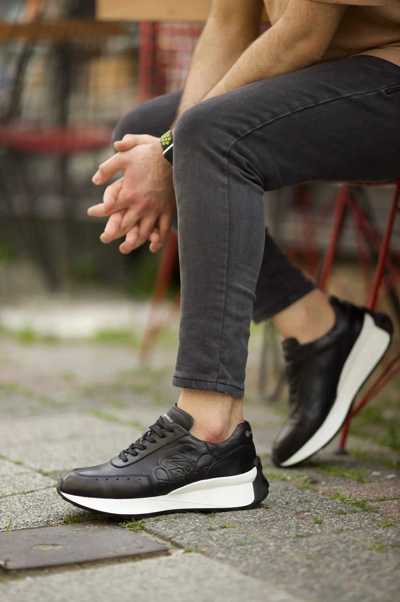 Romeo Eva Sole Black Sneakers - Elegant Versatile Footwear - BRABION