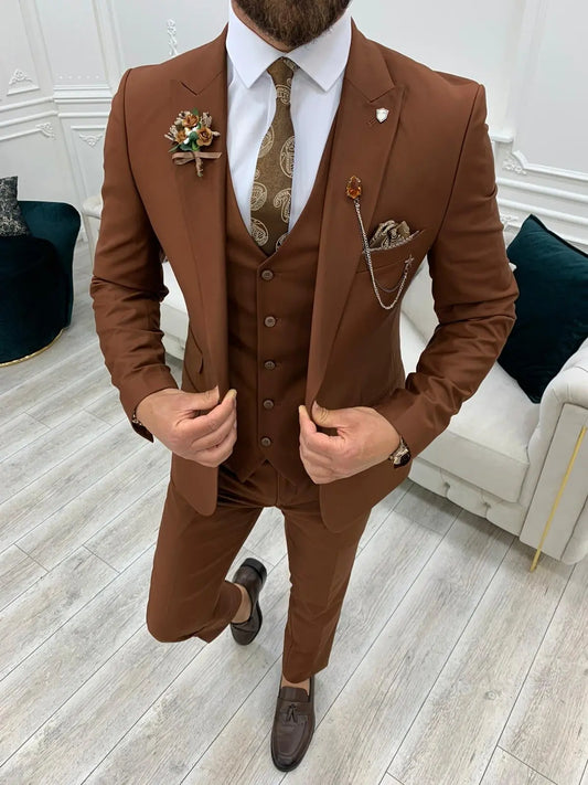 Lance Brown Slim Fit Three-Piece Suit BOJONI