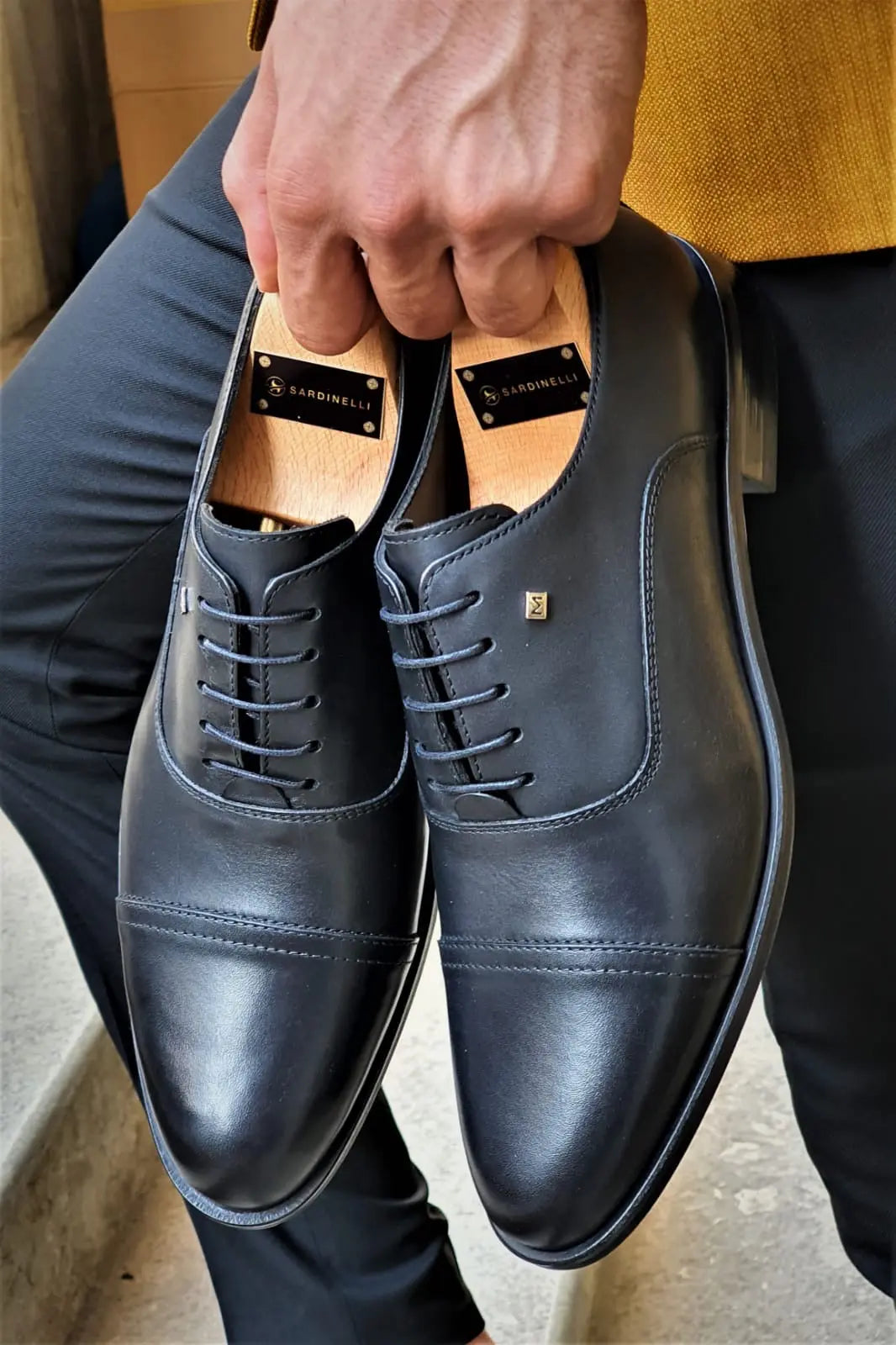 Stefano Black Wholecut Oxfords - Timeless Elegance for Every Occasion - BRABION