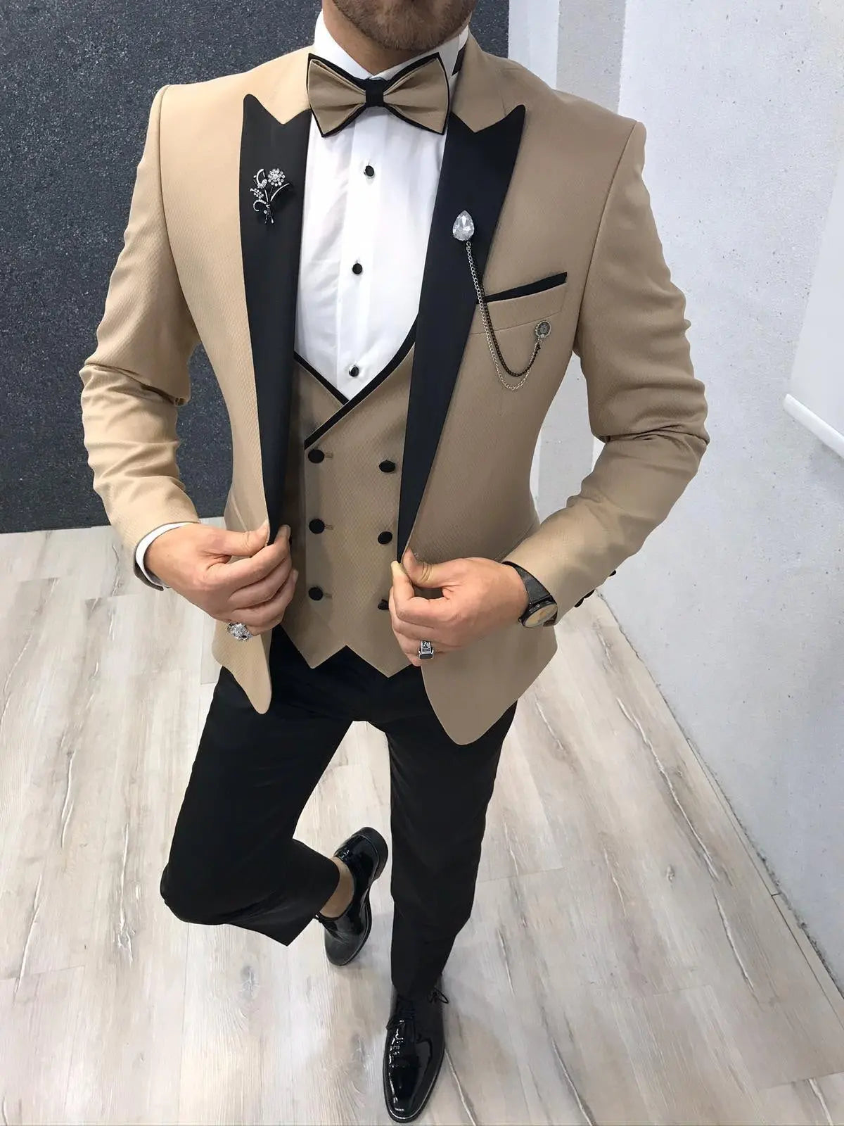 Royal Gold Slim Fit Tuxedo - BRABION