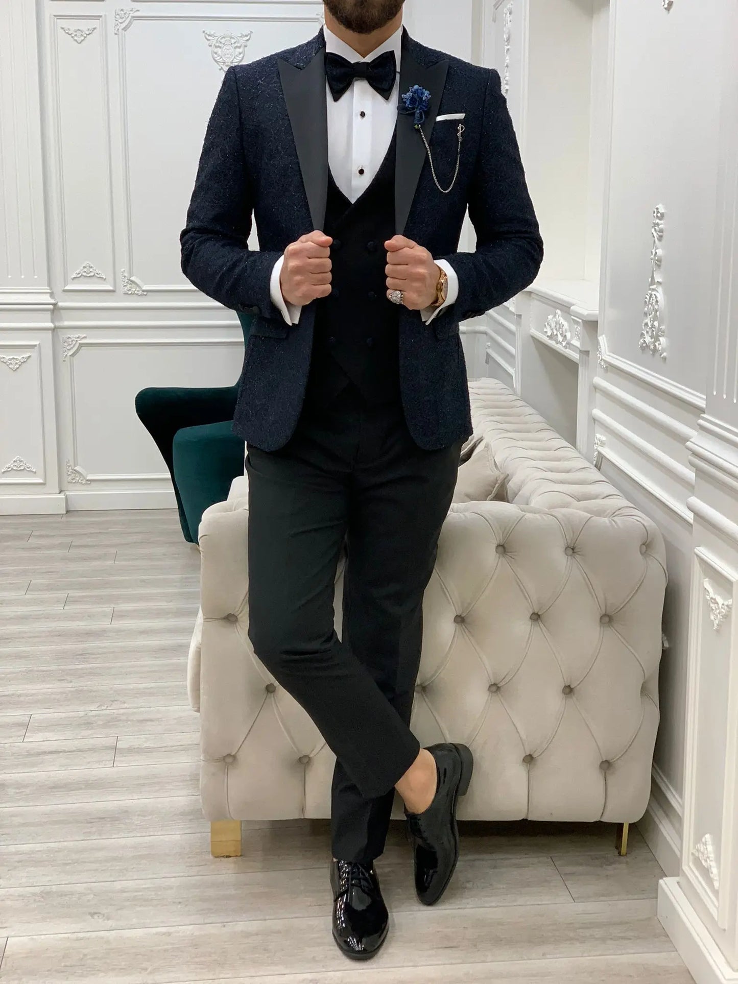 Caesar Navy Blue Slim Fit Peak Lapel Floral Patterned Tuxedo - BRABION