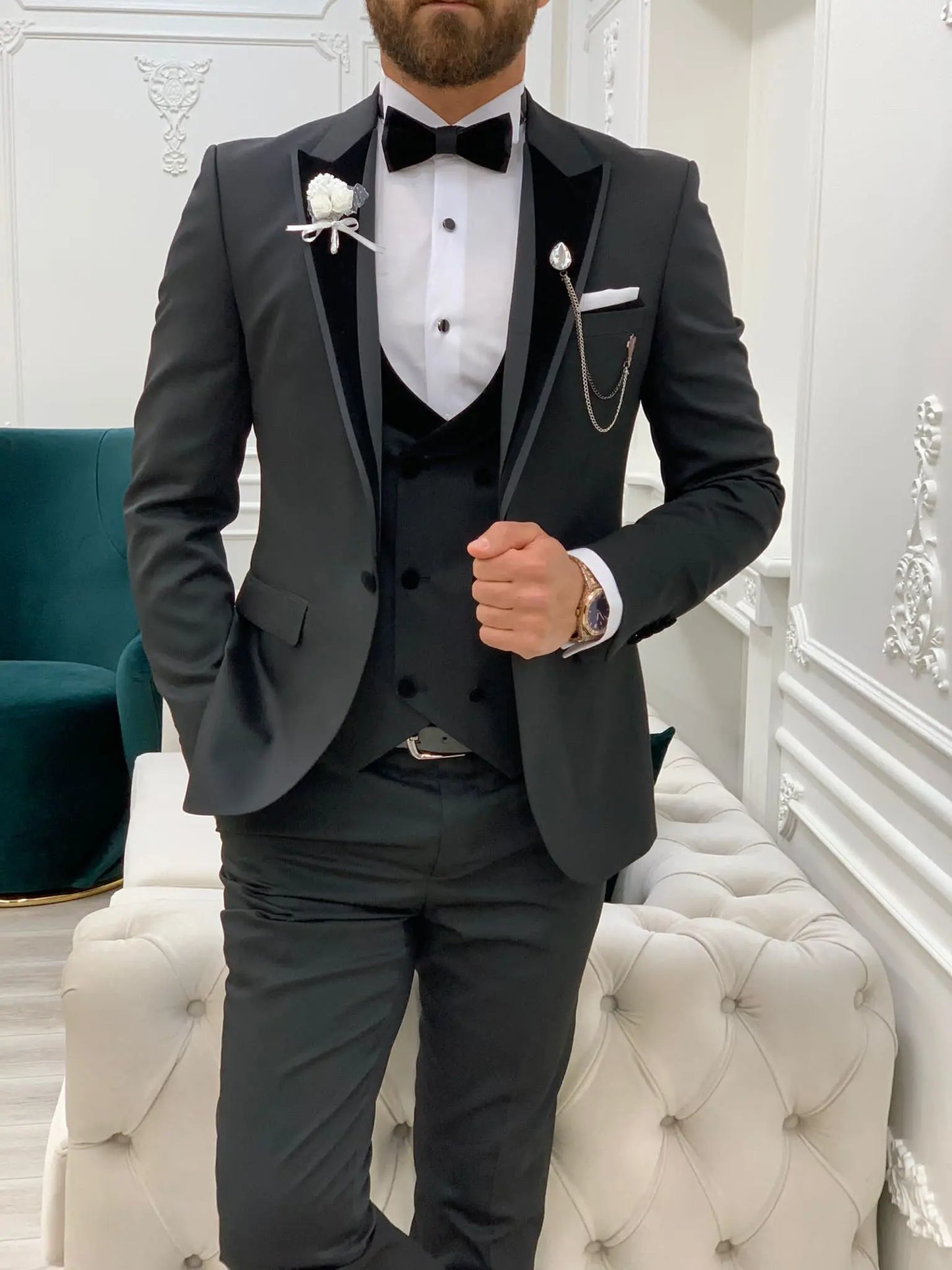 Wilson Black Velvet Shawl Lapel Tuxedo: The Ultimate Formalwear Statement - BRABION