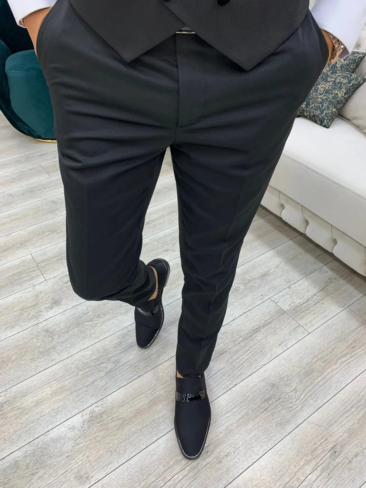 Bethesda Black Shawl Lapel Tuxedo: Timeless Elegance for Formal Occasions - BRABION