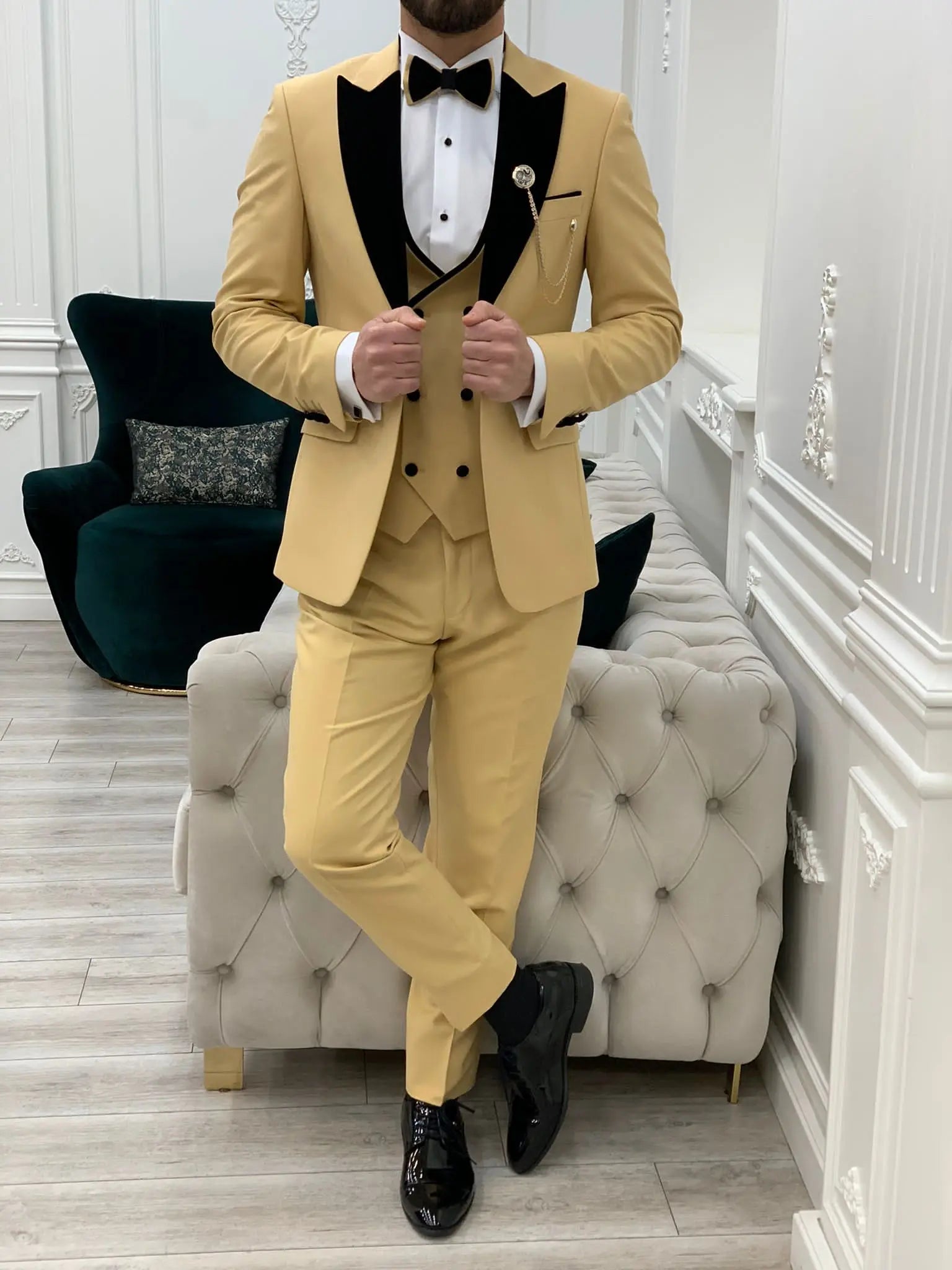 Eden Yellow Slim Fit Velvet Peak Lapel Tuxedo - BRABION