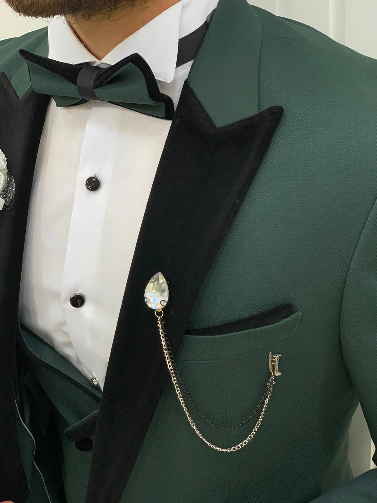 Royal Green Slim Fit Velvet Peak Lapel Tuxedo - BRABION