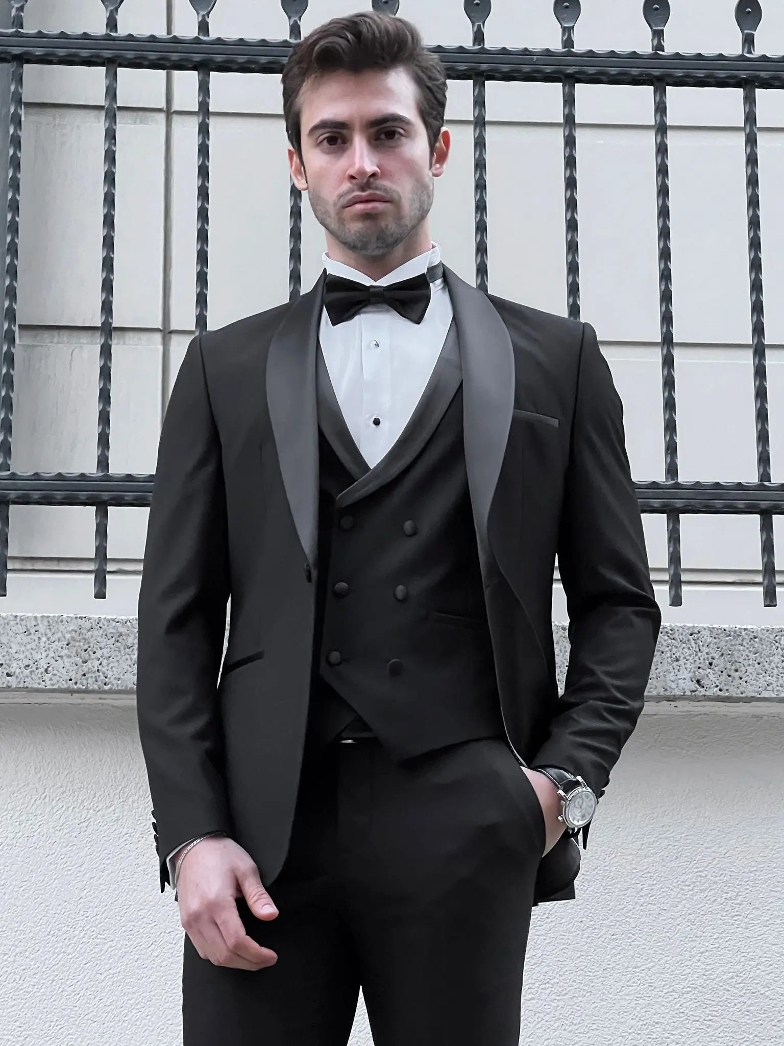 Enzo Black Shawl Lapel Slim Fit Tuxedo for Men - BRABION