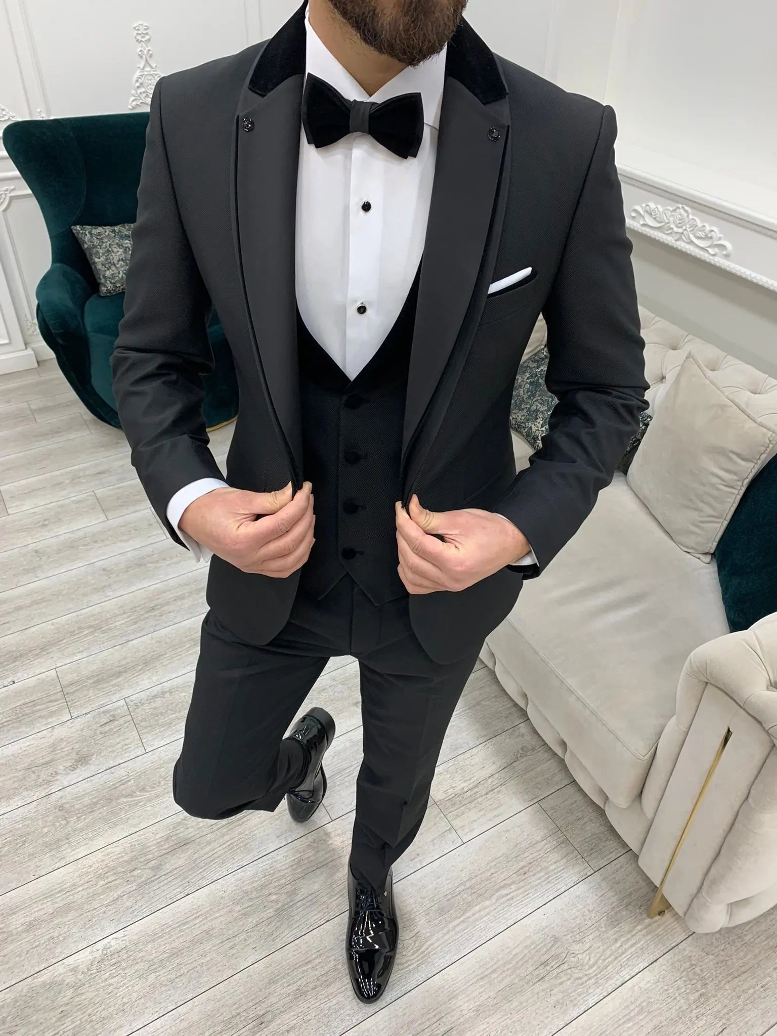 Glendale Black Slim Fit Velvet Satin Shawl Lapel Tuxedo - BRABION