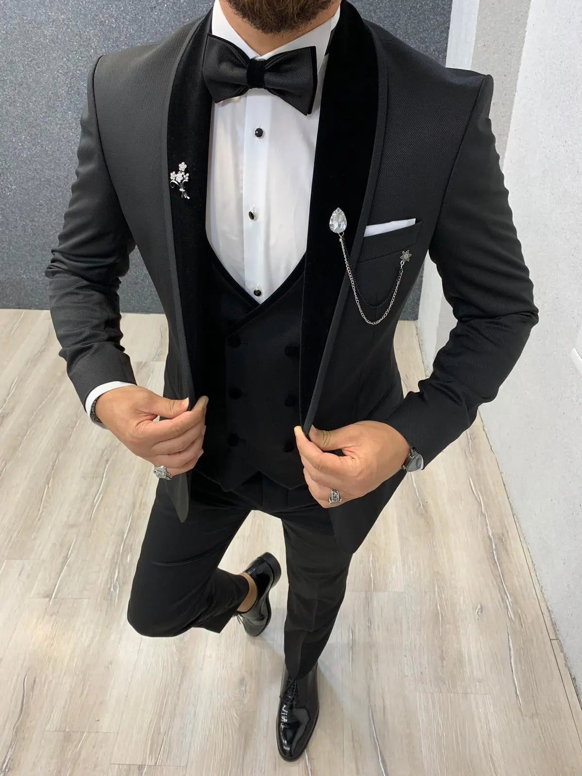 Acacia Black Slim Fit Tuxedo for Men - BRABION