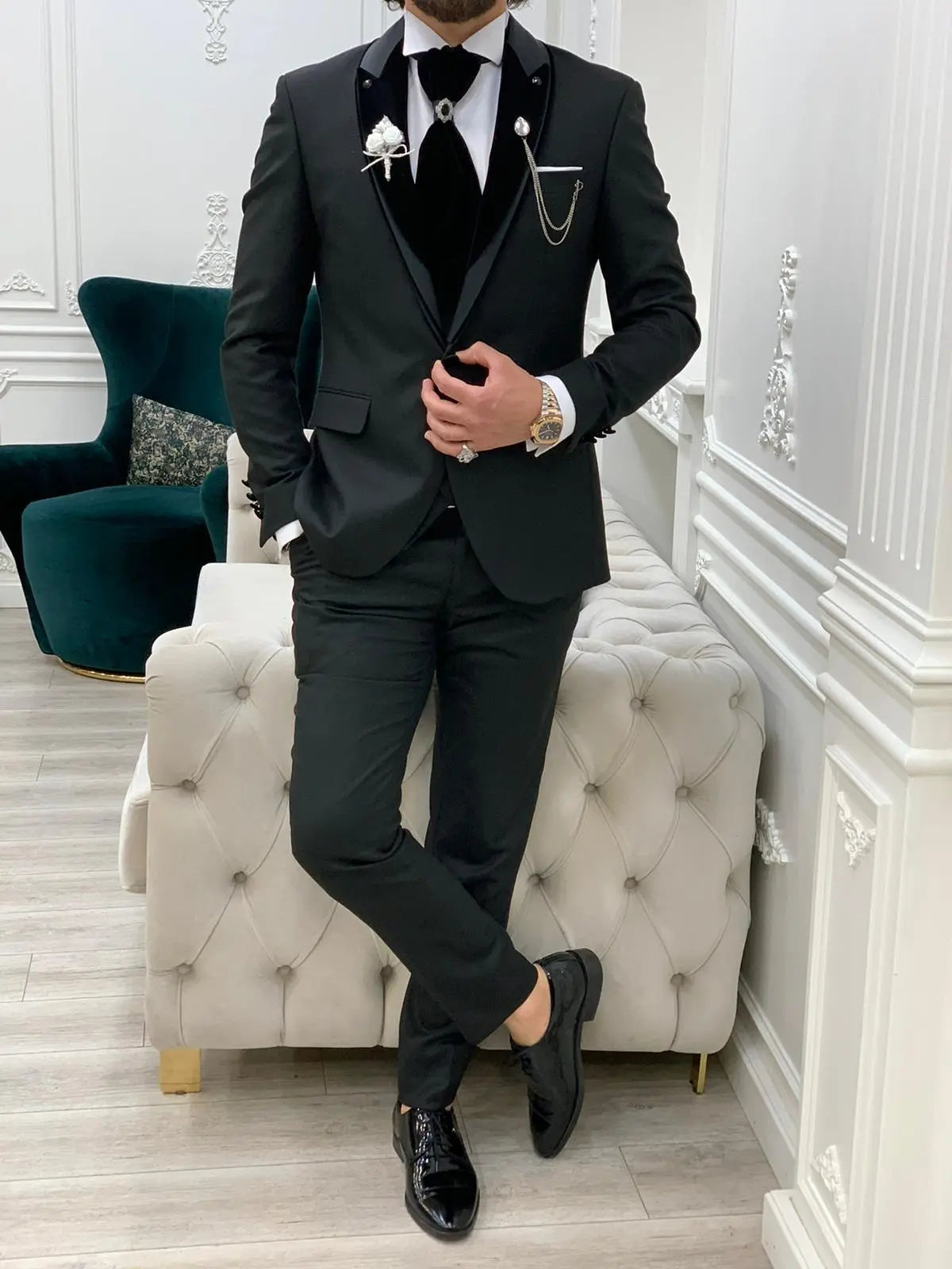Forte Black Slim Fit Velvet Peak Lapel Wedding Suit - BRABION