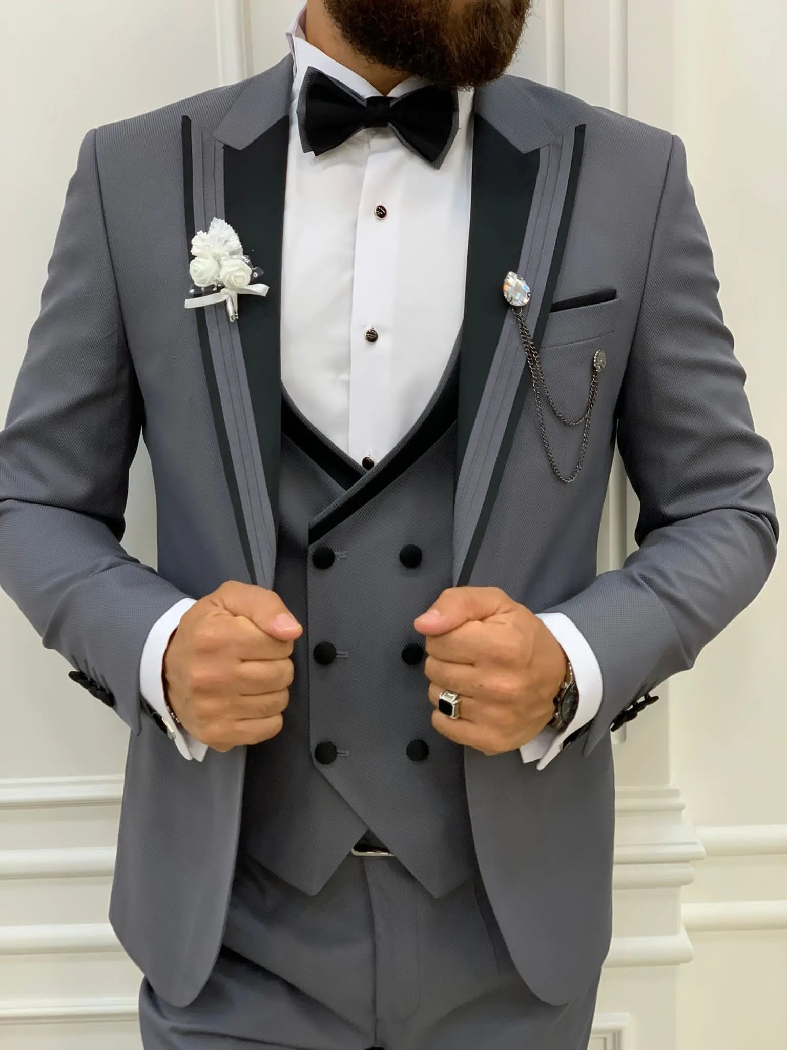 Ventura Gray Slim Fit Peak Lapel Tuxedo – Elevate Your Formal Wardrobe - BRABION