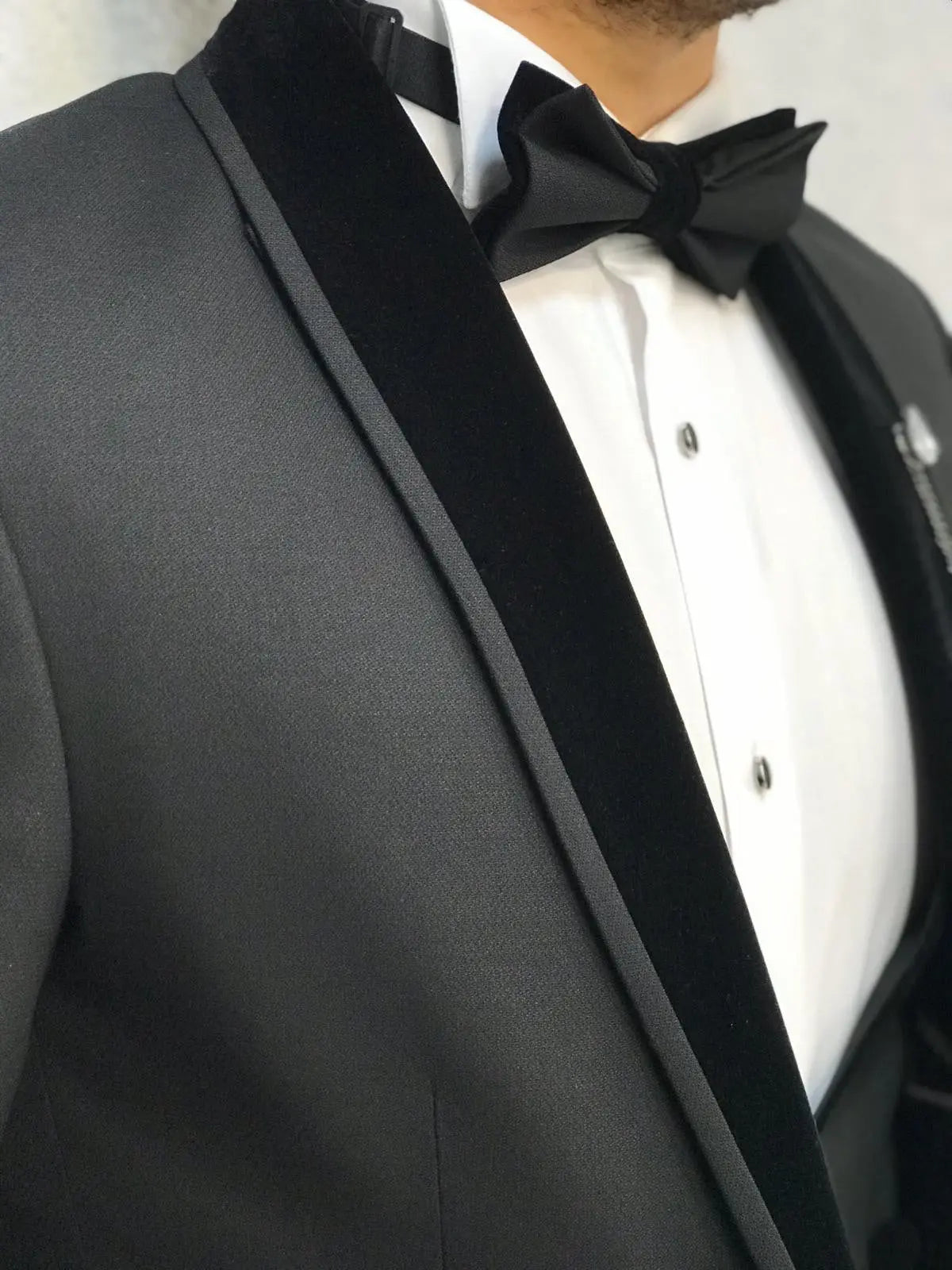 Ventura Black Slim Fit Velvet Shawl Lapel Tuxedo - BRABION