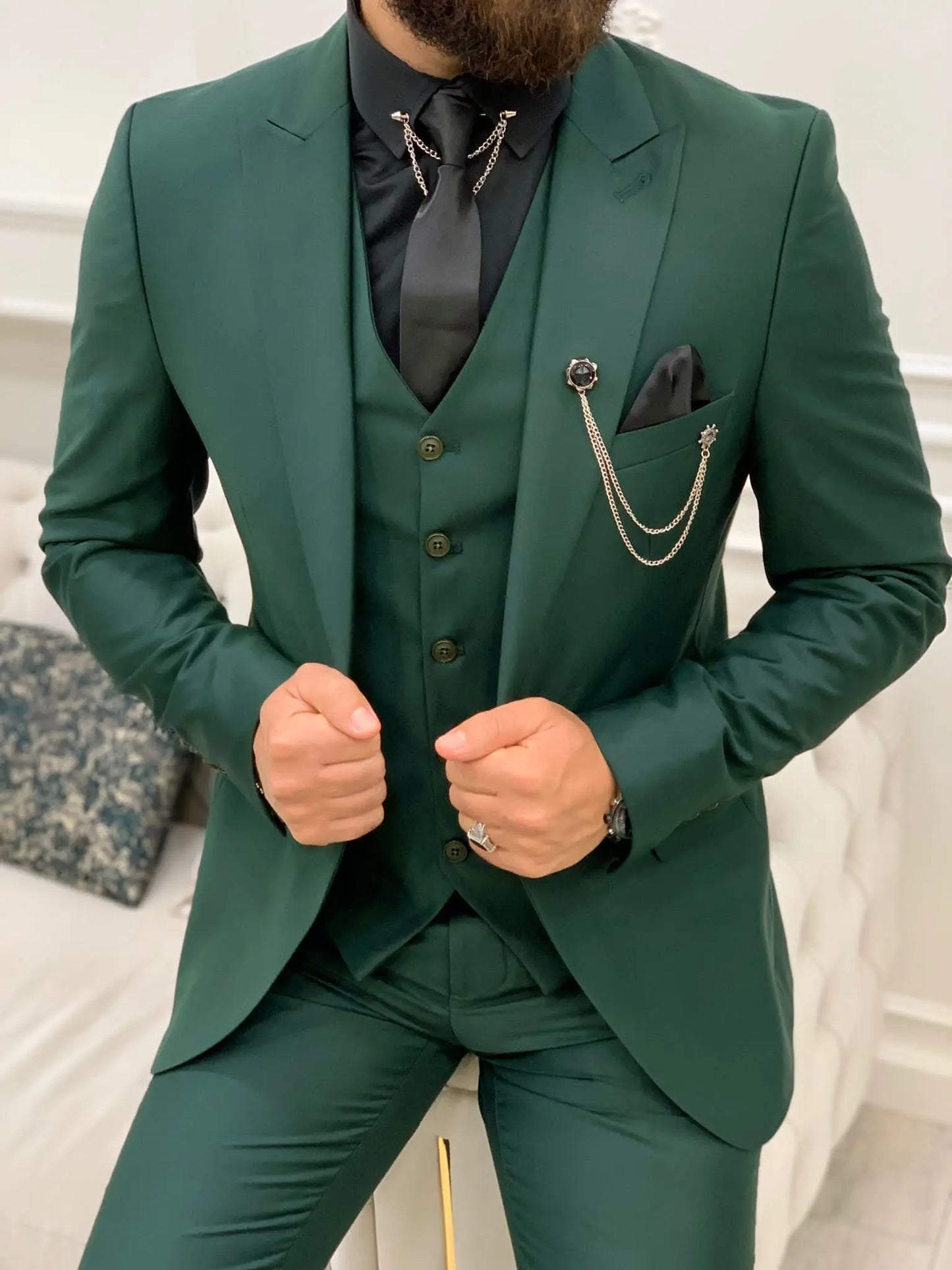 Wilson Green Slim Fit Peak Lapel Suit - Elevate Your Style BOJONI