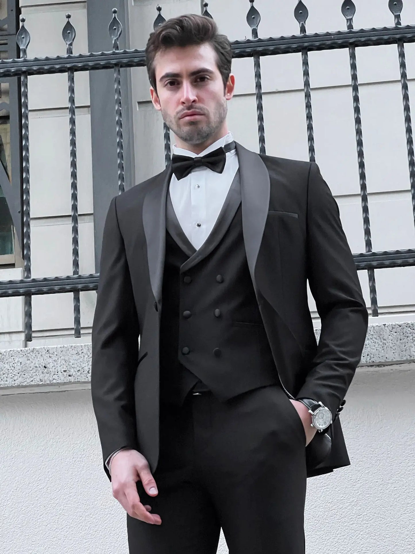 Enzo Black Shawl Lapel Slim Fit Tuxedo for Men - BRABION