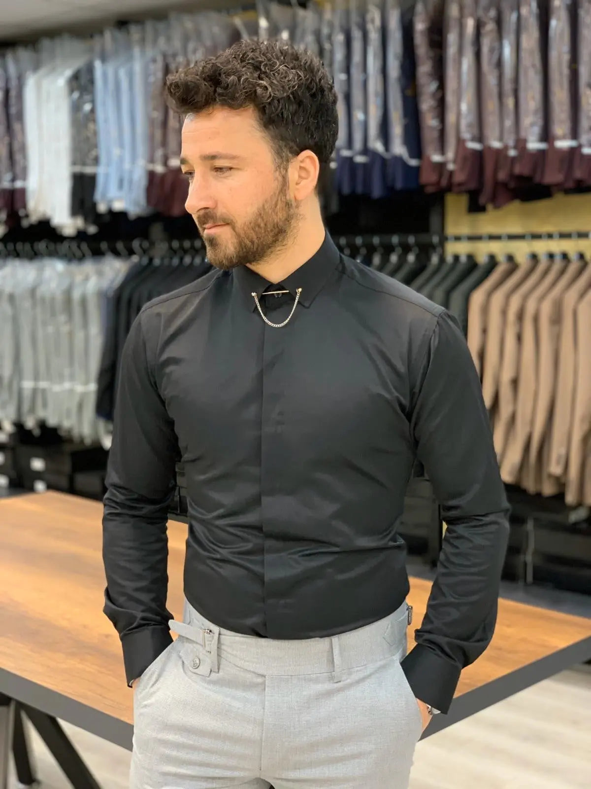 Jake Black Slim Fit Shirt for All Occasions - BRABION
