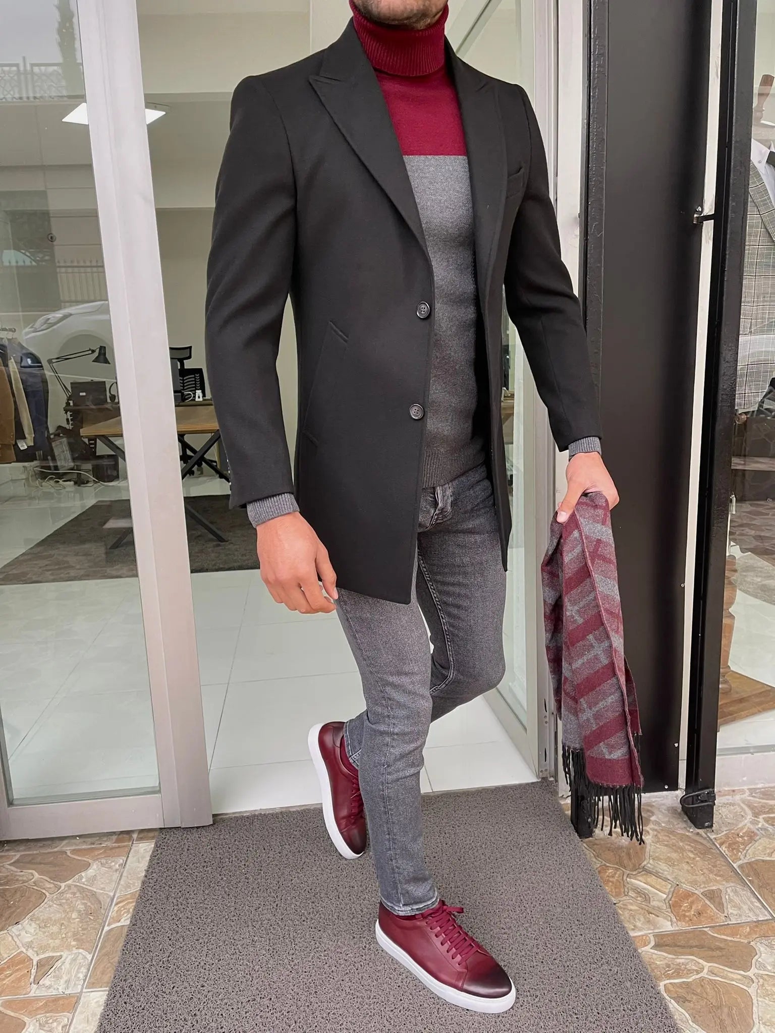 Viena Black Slim Fit Wool Long Coat - BRABION