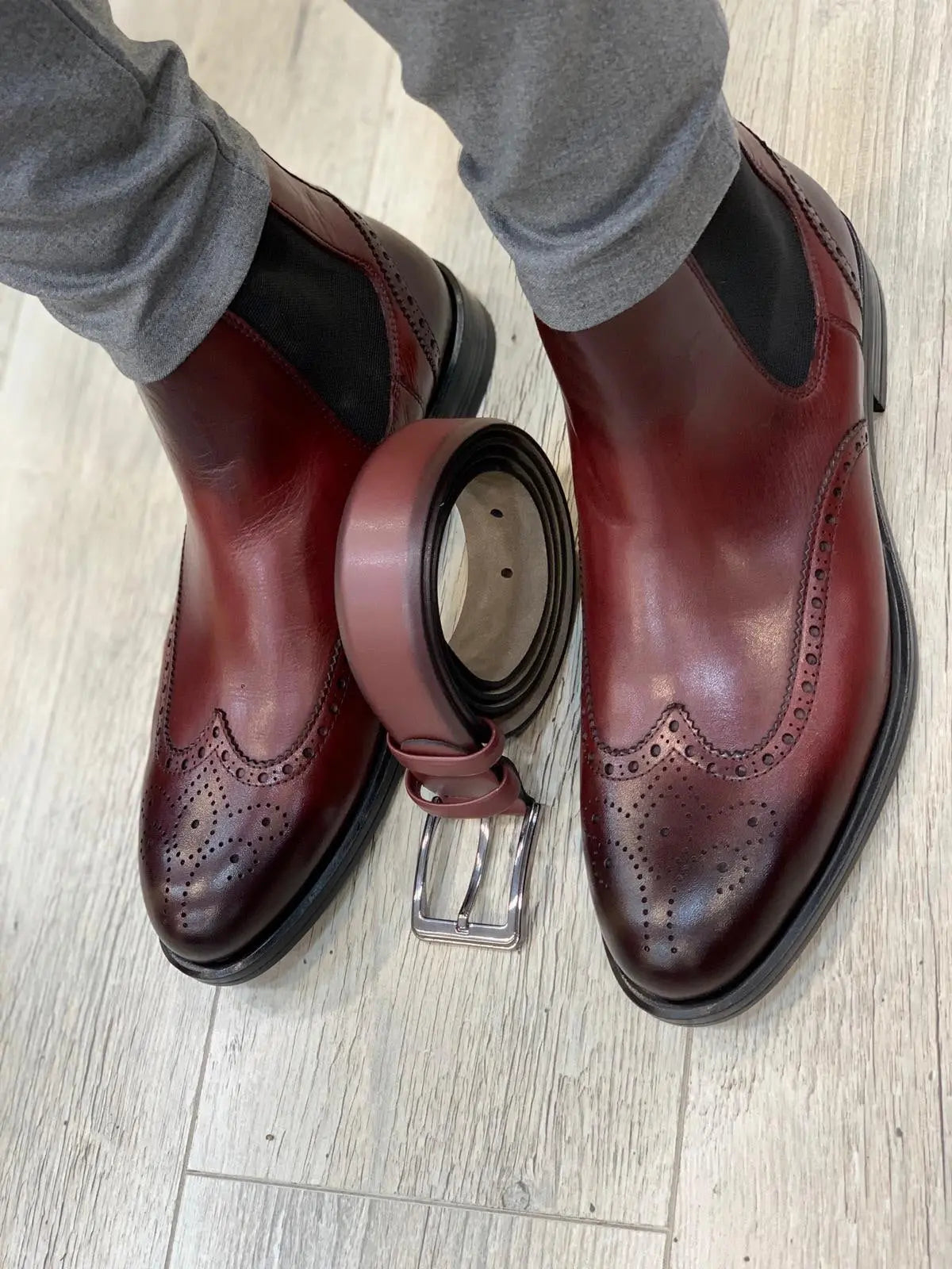 Ade Red Chelsea Boots - Elegant Leather Footwear for Men - BRABION