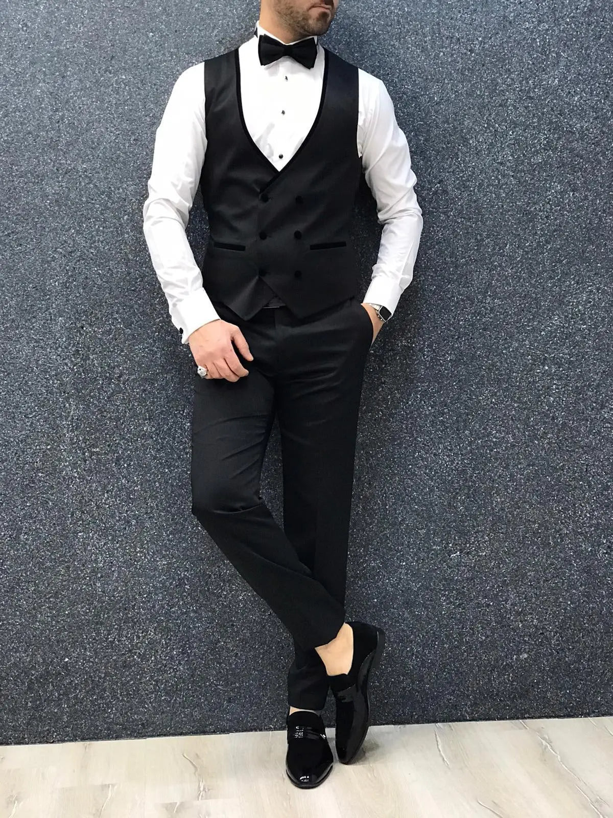 Ventura Black Slim Fit Tuxedo – Timeless Elegance for Formal Occasions - BRABION