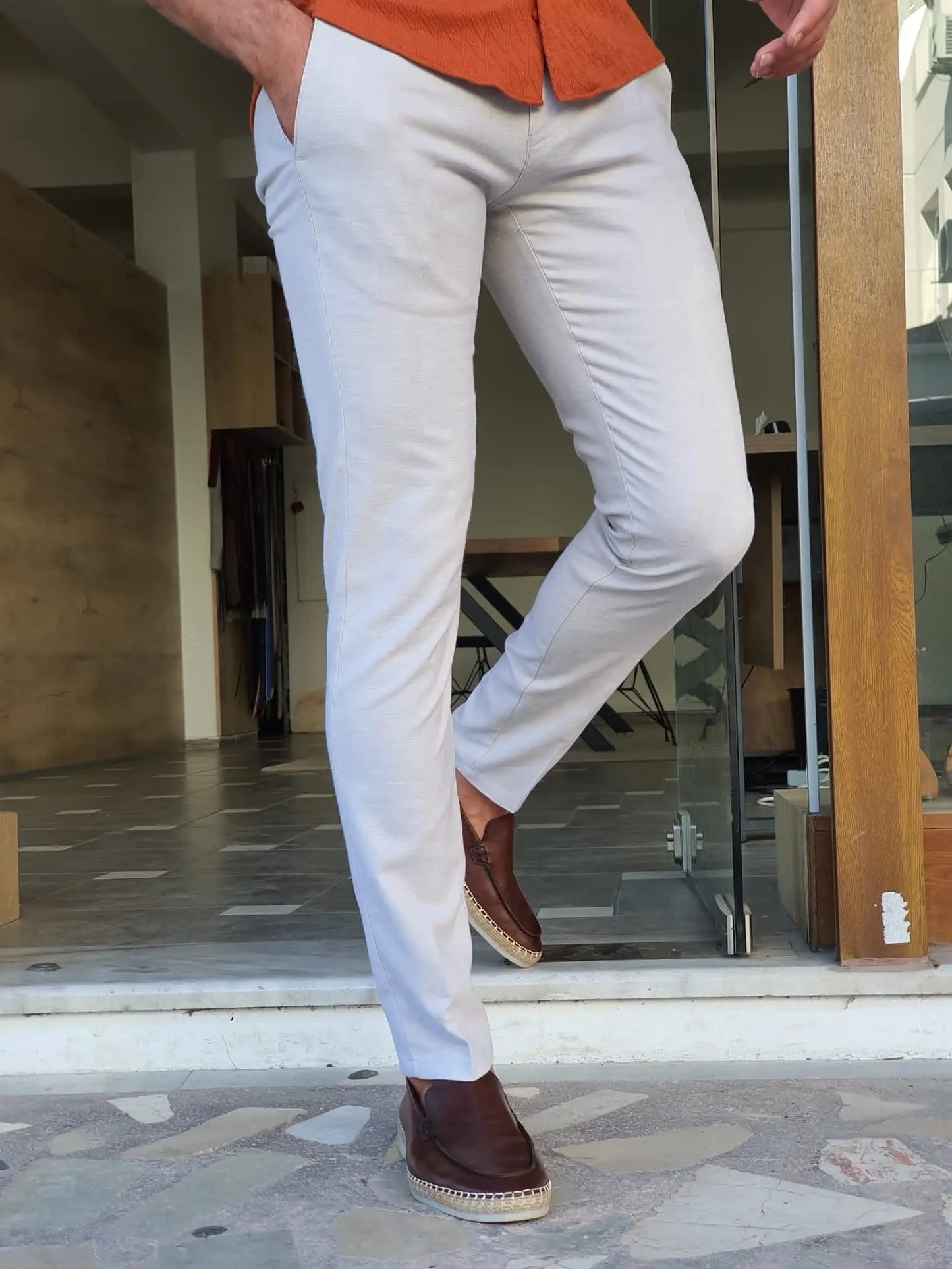 Mantova Beige Slim Fit Cotton Pants for Every Occasion - BRABION