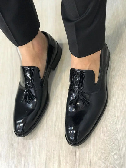 Ferrar Shine Black Loafer - Elegant Leather Footwear for Every Occasion - BRABION