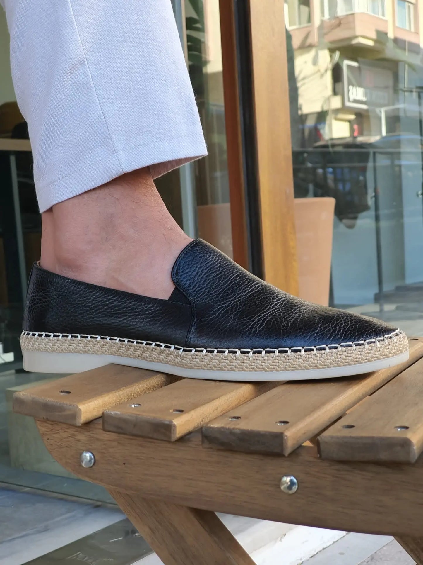 Stefano Black Slip-On Loafers - Elegant Leather Footwear - BRABION