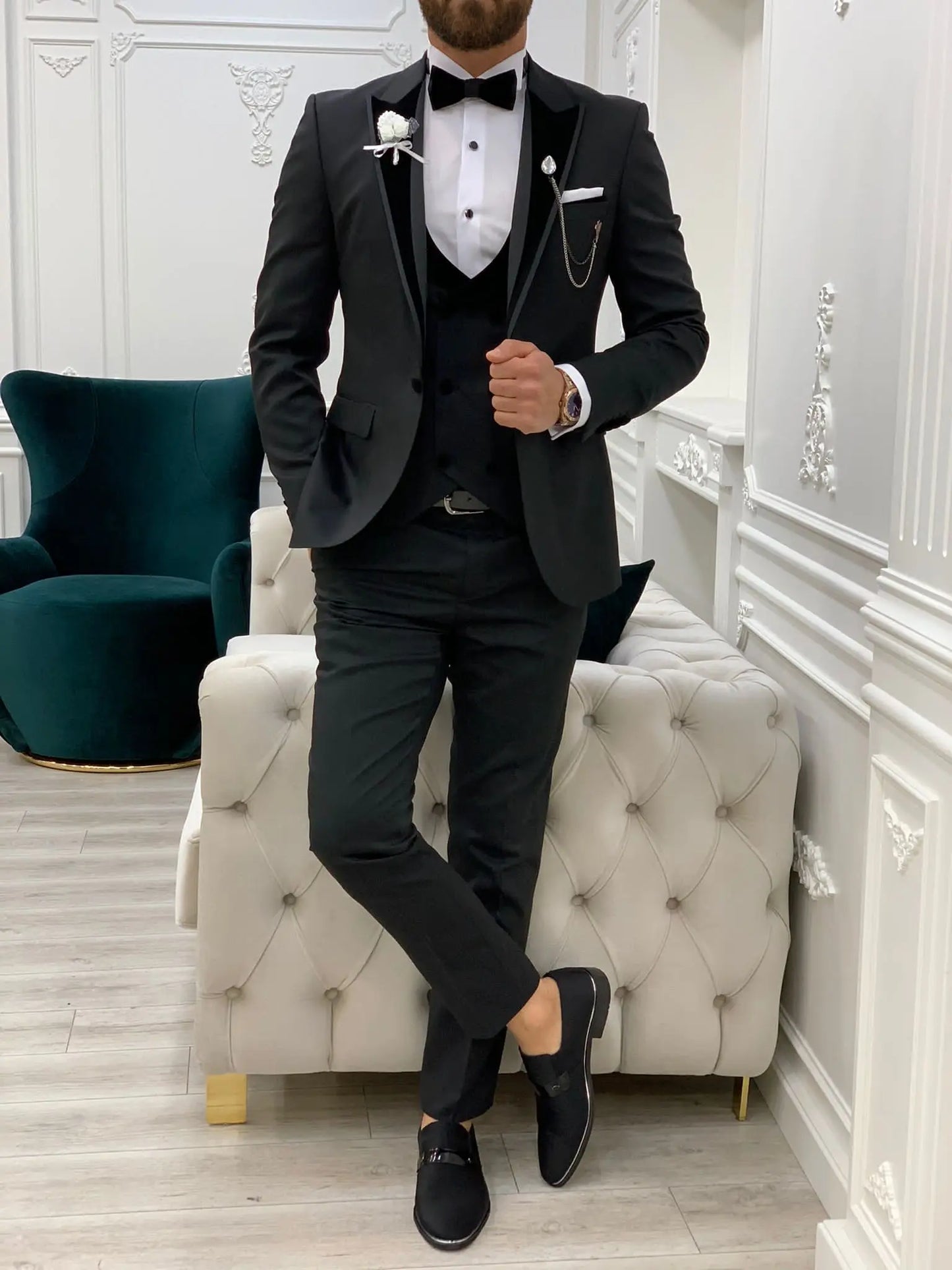 Wilson Black Velvet Shawl Lapel Tuxedo: The Ultimate Formalwear Statement - BRABION
