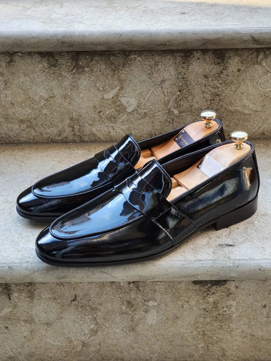 Henderson Black Buckle Loafers - Effortless Elegance - BRABION