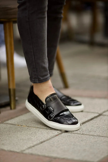 Romeo Pool Buckle Crocodile Pattern Black Loafers - BRABION