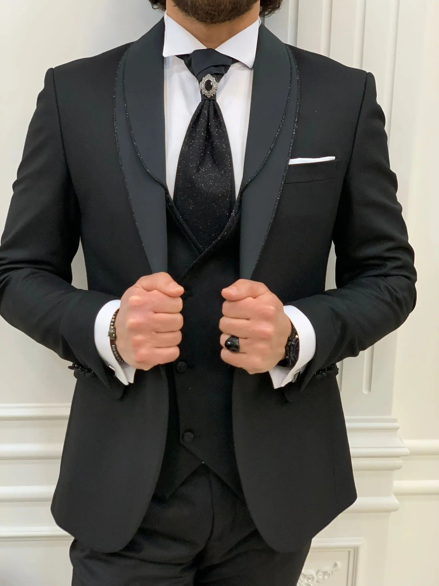 Forte Black Slim Fit Shawl Lapel Wedding Suit - BRABION