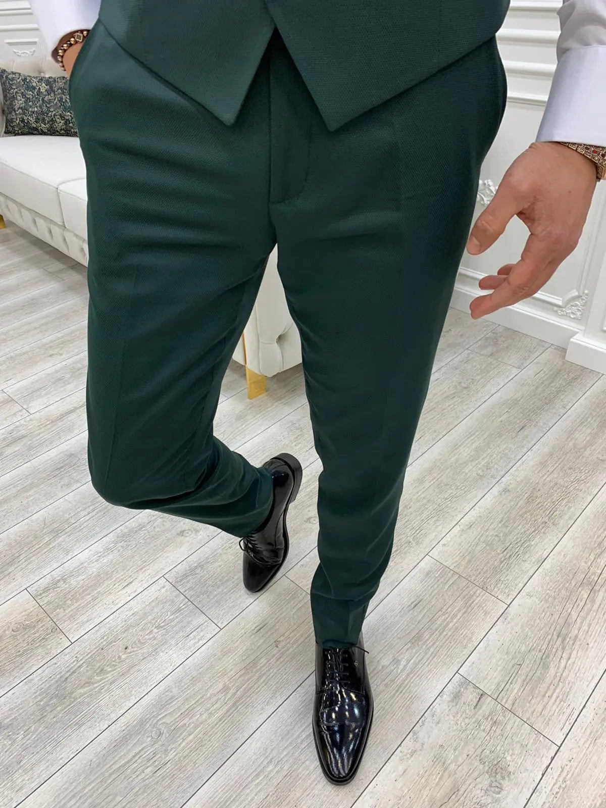 Infinite Green Slim Fit Velvet Peak Lapel Tuxedo - BRABION